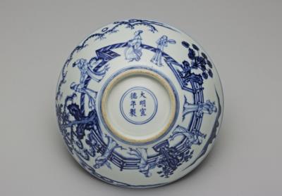 图片[2]-Bowl with underglaze-bule illustration of court ladies in a garden setting, Ming dynasty, Xuande reign, 1426-1435-China Archive